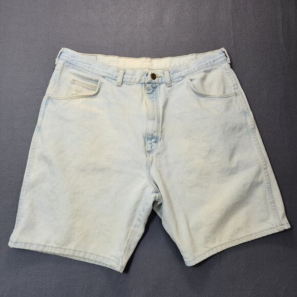 Vintage Wrangler Mens Jean Shorts Jorts 36x8 Light Wash Fade Distress Grunge Dad - Picture 1 of 9